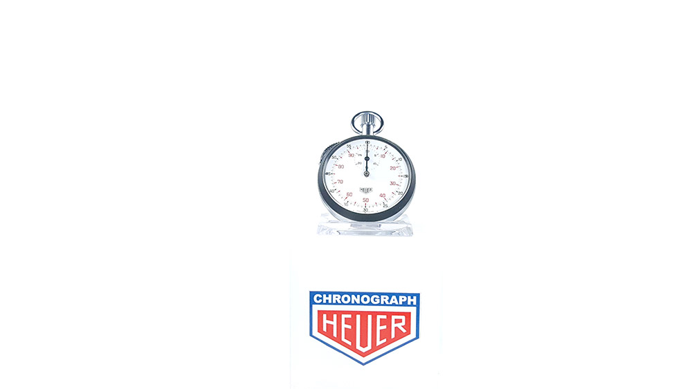 Chronomètre HEUER-LEONIDAS ref. 401.204 --- plan général de face--- ikonicstopwatch.com --- web version