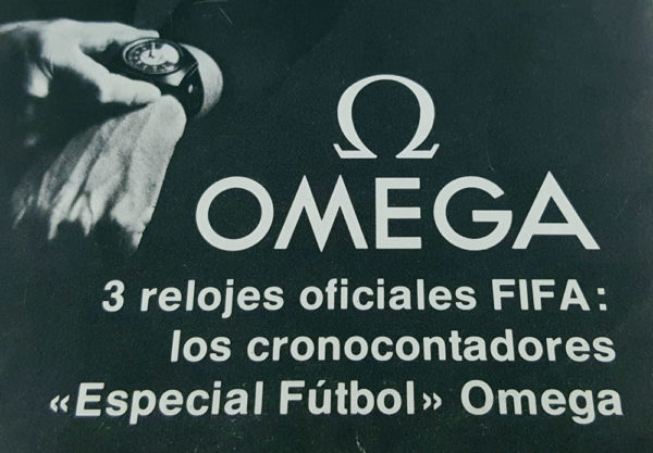 Livret vintage Omega FIFA --- zoom arbitre (couverture) --- ikonicstopwatch.com