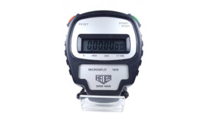 Chronomètre vintage HEUER ref. 1010 microsplit --- plan rapproché --- ikonicstopwatch.com
